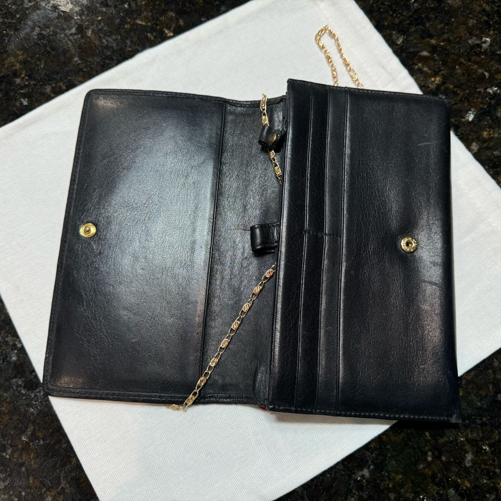 Authentic Valentino Marudini Black leather wallet & Giorgio Armani Red pouch - Picture 6 of 16